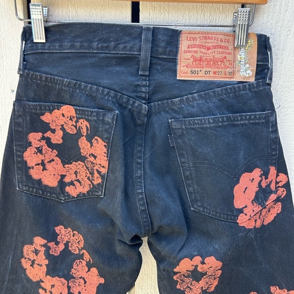 Denim Tears X Levi's 501 Red Clay Cotton Wreath Jeans Size 27 - Picture 4 of 9